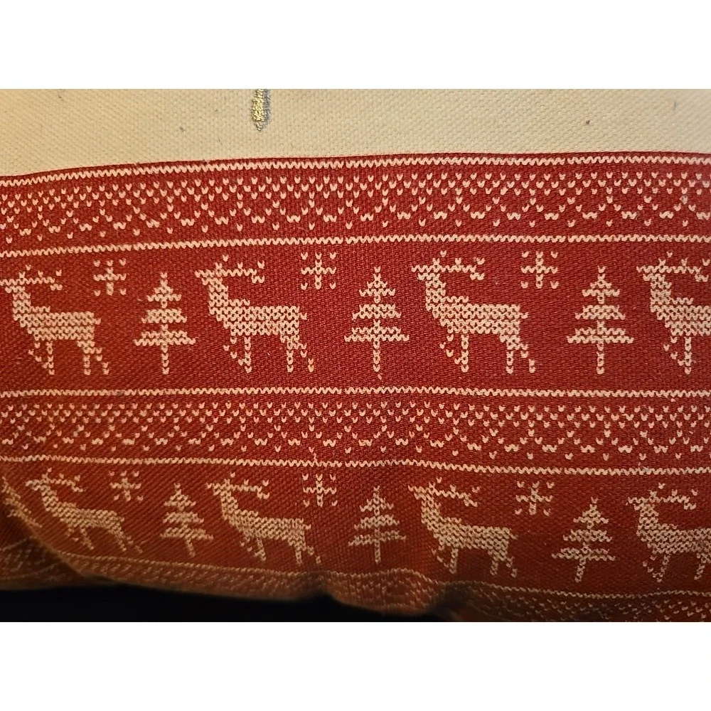 Pair Christmas Holiday Decorative Throw‎ Pillow Snowflakes Reindeer 16x16